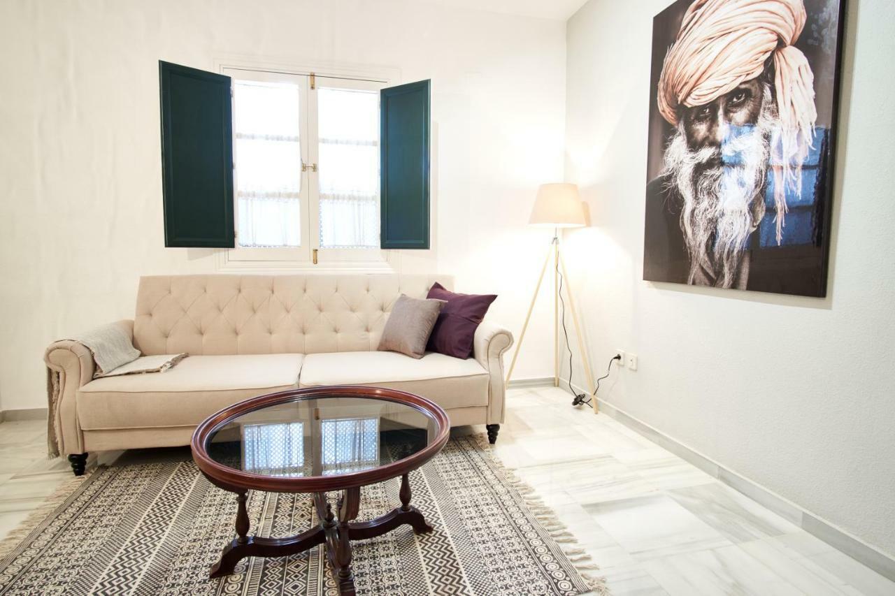 Apartamento Monsalves Courtyard By Valcambre Sevilla Exterior foto